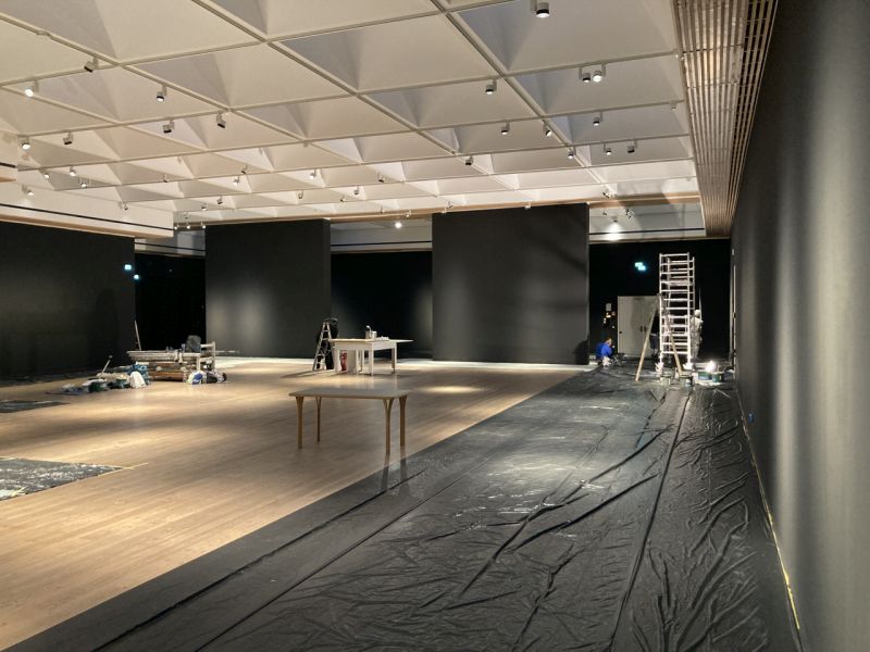 Gustav-Lübcke-Museum - Hamm, Malerarbeiten in einer Ausstellung